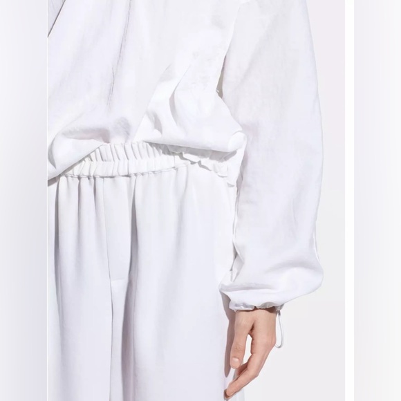 NWT | Vince. Wide Leg Bermuda Shorts!! - Picture 2 of 8